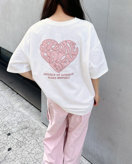 INGNI（イング） Backハート貼付チュニックTシャツ ｵﾌﾎﾜｲﾄ/ﾋﾟﾝｸ