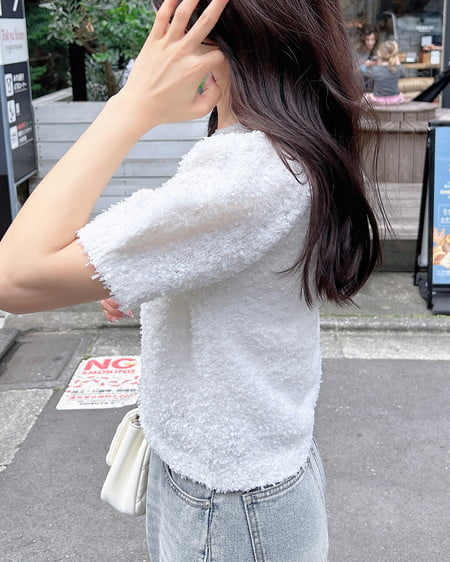 250612079