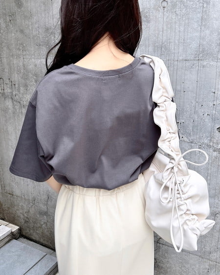 INGNI（イング） 転写フォトTシャツ ﾁｬｺｰﾙｸﾞﾚｰ/ｱｶ