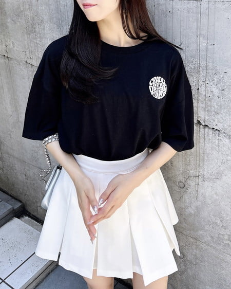 INGNI（イング） バックサークル貼付チュニックTシャツ ｸﾛ/ｵﾌﾎﾜｲﾄ