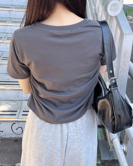 INGNI（イング） デニム貼付サイドギャザーTシャツ ﾁｬｺｰﾙｸﾞﾚｰ