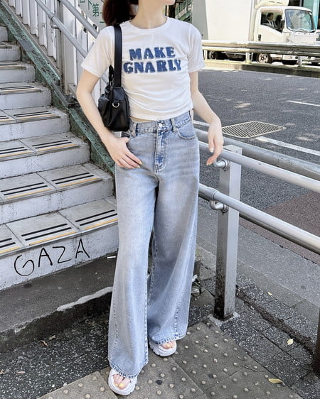 INGNI（イング） デニム貼付サイドギャザーTシャツ ｵﾌﾎﾜｲﾄ