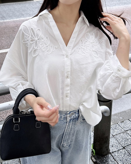 【7／1までの限定価格】【WEB限定】コード刺繍タケノコシャツ