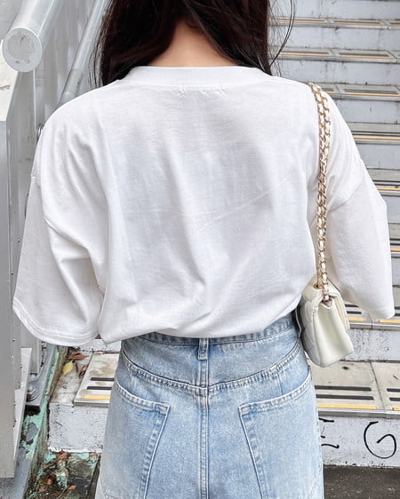 INGNI（イング） カラフル花刺繍Tシャツ ｵﾌﾎﾜｲﾄ