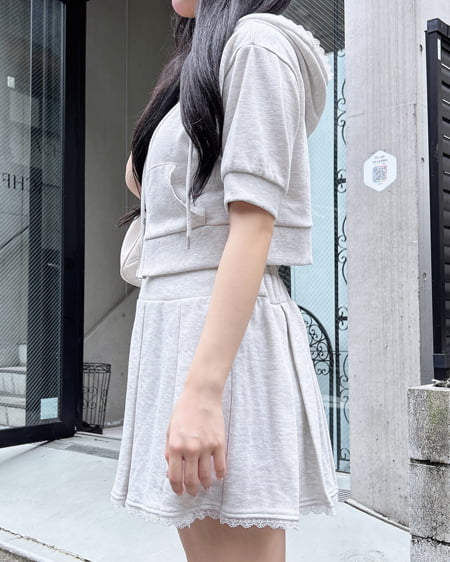 INGNI（イング） 裾レースミニスウェットプリーツスカート ｵｰﾄﾐｰﾙ