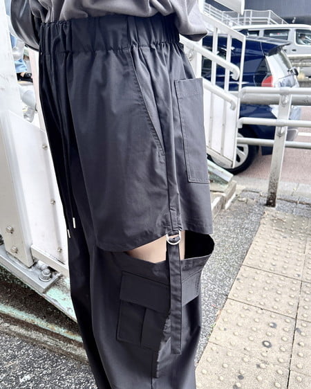 INGNI（イング） サイドスリットカーゴパンツ ｸﾛ