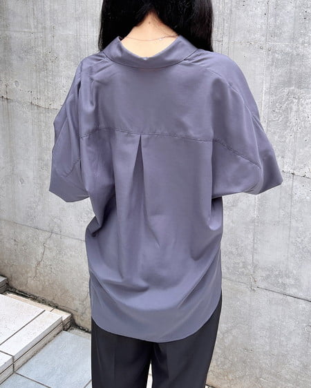 INGNI（イング） 裾タックスキッパーシャツ ﾁｬｺｰﾙｸﾞﾚｰ
