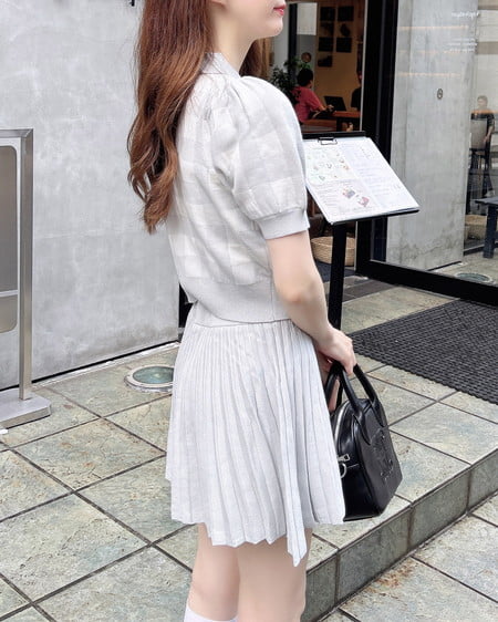 250703047