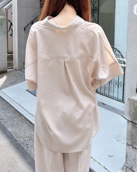 INGNI（イング） 裾タックスキッパーシャツ ﾍﾞｰｼﾞｭ