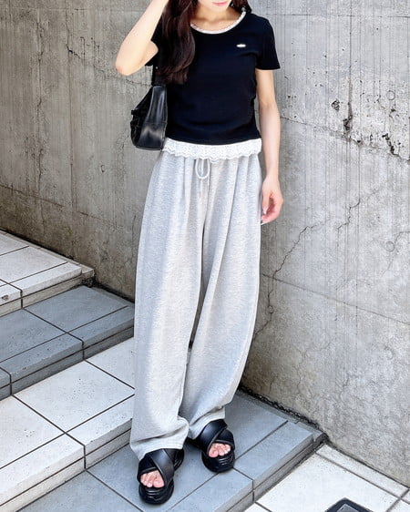 INGNI（イング） 裾レース胸プレート付リブトップス ｸﾛ