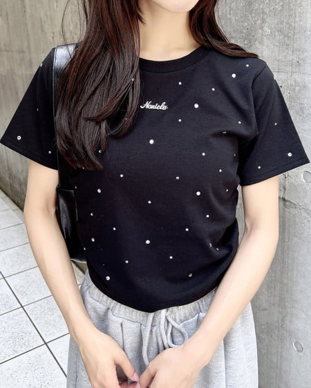 サイドギャザーラインストーン飛ばしプレート付Tシャツ