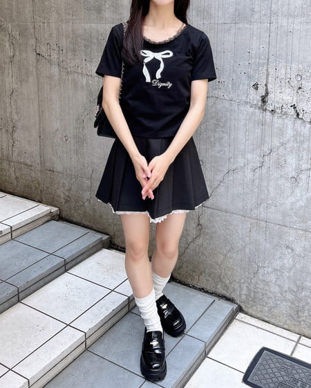 INGNI（イング） レース付きリボンTシャツ ｸﾛ