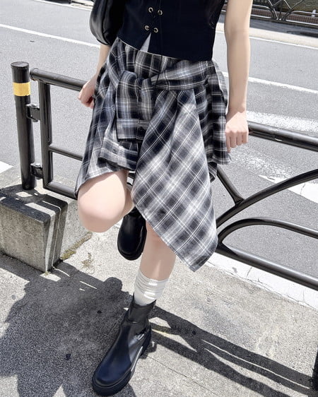 INGNI（イング） 厚底ジップブーツ ｸﾛ