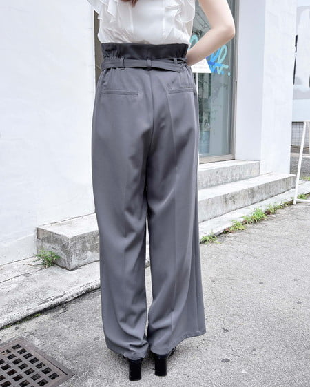INGNI（イング） 共ベルト付ワイドパンツ ﾁｬｺｰﾙｸﾞﾚｰ