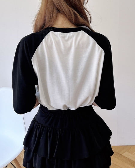 INGNI（イング） ナンバリングロゴチュニックTシャツ ｵﾌﾎﾜｲﾄ/ｸﾛ