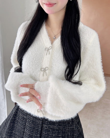 INGNI（イング） Vネックリボンボタンフェザーニットカーディガン ｱｲﾎﾞﾘｰ