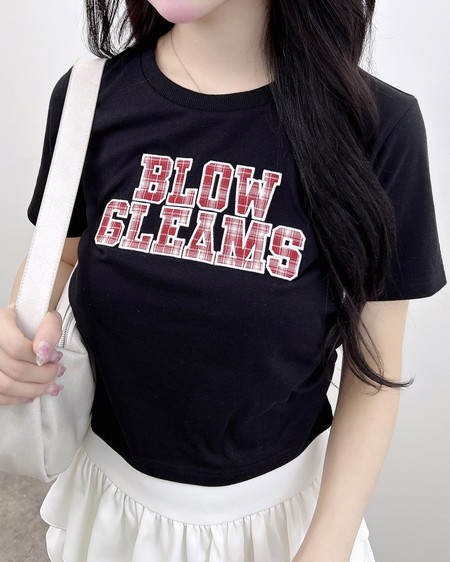 サイドギャザー貼付ロゴTシャツ