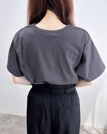 INGNI（イング） 転写箔プリントTシャツ ﾁｬｺｰﾙｸﾞﾚｰ/ｼﾙﾊﾞｰ