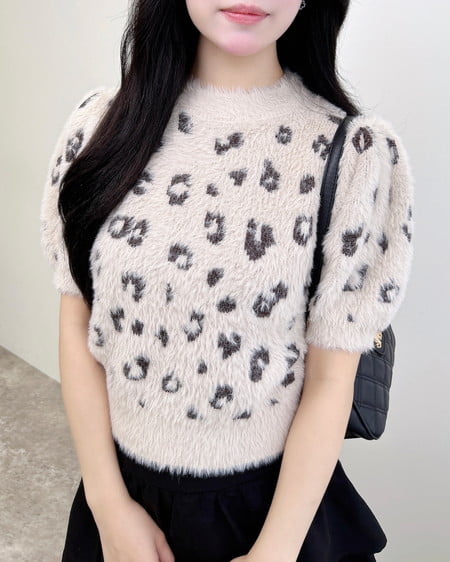 ヒョウ柄フェザー半袖ニット