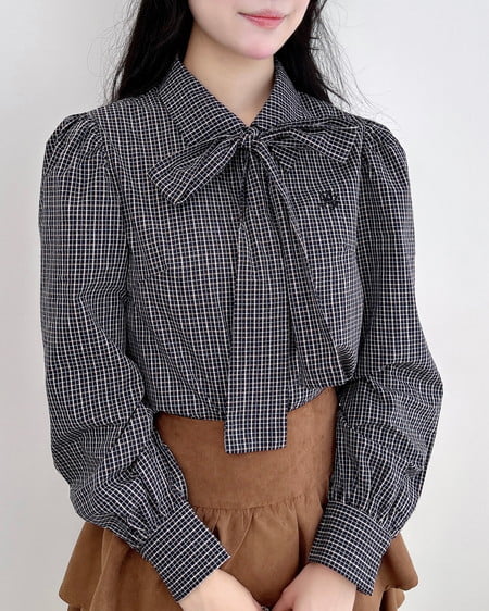 INGNI（イング） 胸刺繍ボウタイブラウス ｺﾝ/ﾁｪｯｸ