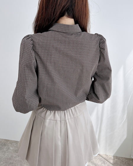 INGNI（イング） 胸刺繍ボウタイブラウス ﾌﾞﾗｳﾝ/ﾁｪｯｸ