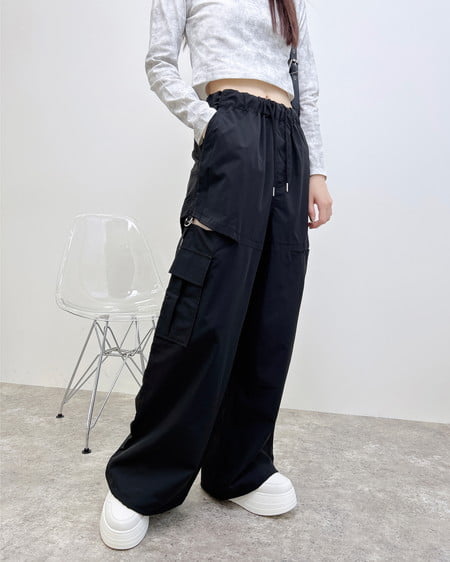 INGNI(イング) サイドスリットカーゴパンツ ｸﾛ