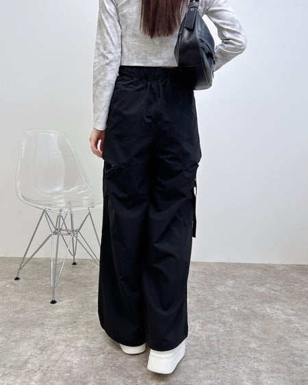 INGNI（イング） サイドスリットカーゴパンツ ｸﾛ