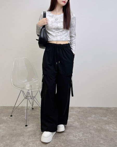 INGNI（イング） サイドスリットカーゴパンツ ｸﾛ