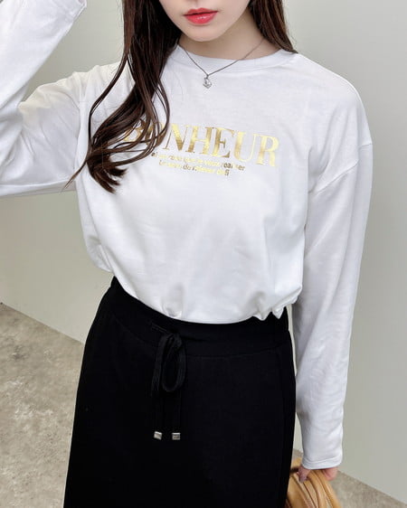 INGNI（イング） 箔プリントロゴロングTシャツ ｵﾌﾎﾜｲﾄ/ｺﾞｰﾙﾄﾞ