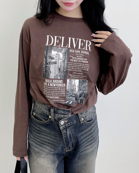 ニュースペーパープリントロングTシャツ