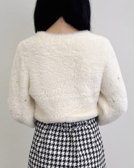 INGNI（イング） ビジュー付フェザーニット ｵﾌﾎﾜｲﾄ