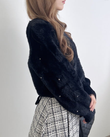 INGNI（イング） ビジュー付フェザーニット ｸﾛ