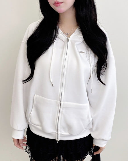 INGNI（イング） プレート付ダブルジップダンボールパーカー ｵﾌﾎﾜｲﾄ