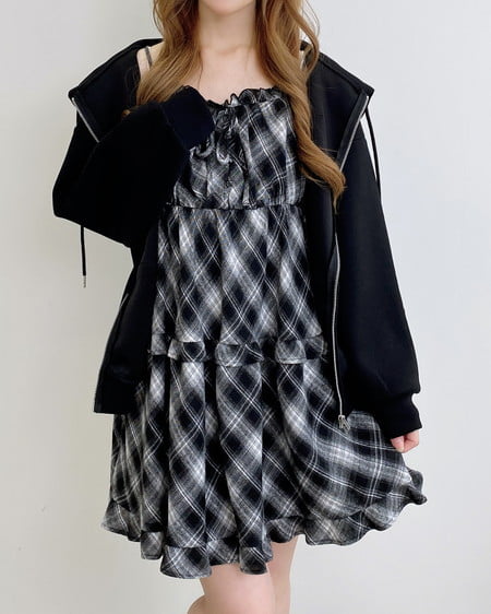 INGNI（イング） チェック柄ティアードキャミワンピース ｸﾛ/ﾁｪｯｸ