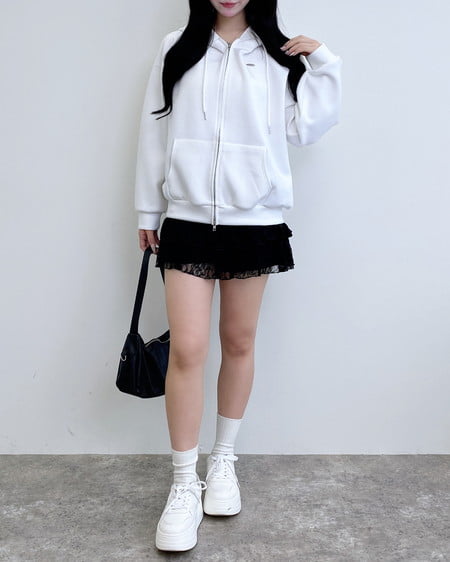 INGNI（イング） プレート付ダブルジップダンボールパーカー ｵﾌﾎﾜｲﾄ