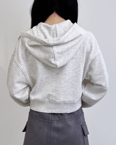 INGNI（イング） ロゴジップスウェットショートパーカー ｵｰﾄﾐｰﾙ