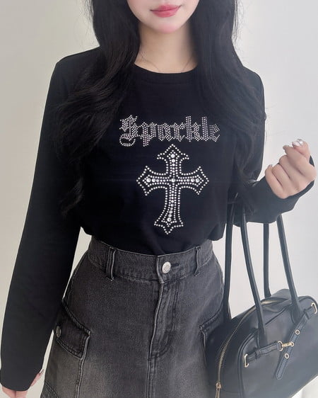 INGNI（イング） ラインストーンクロスロングTシャツ ｸﾛ