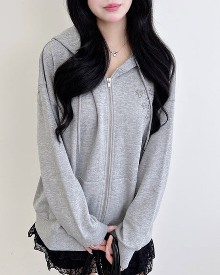 INGNI（イング） バックラインストーンクロススウェットチュニックパーカー ｸﾞﾚｰ