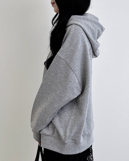 INGNI（イング） バックラインストーンクロススウェットチュニックパーカー ｸﾞﾚｰ