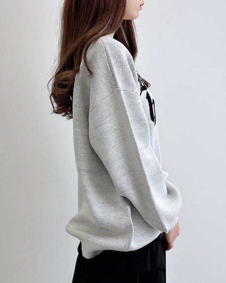 INGNI（イング） ジャガード2段ビッグロゴニット ｵﾌﾎﾜｲﾄ/ｸﾛ