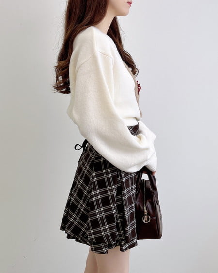 INGNI（イング） もちもちフェザーベアニットプルオーバー ｵﾌﾎﾜｲﾄ/A