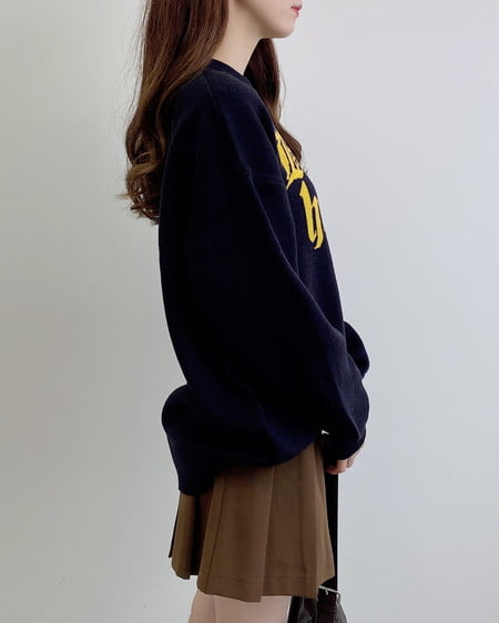 INGNI(イング) ジャガード2段ビッグロゴニット コン/マスタード