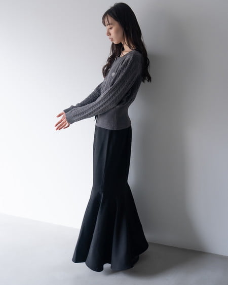 INGNI（イング） 胸刺繍金ボタンケーブルニットカーディガン ﾁｬｺｰﾙｸﾞﾚｰ