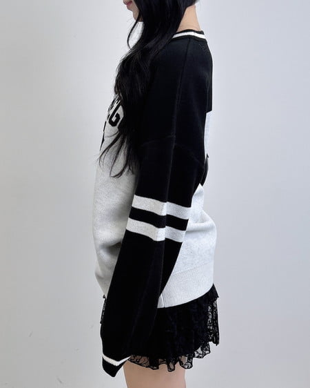 INGNI（イング） ジャガードナンバーロゴニット ｵﾌﾎﾜｲﾄ/ｸﾛA