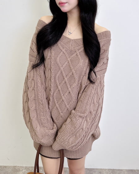 INGNI（イング） 2Wayケーブルルーズチュニックニット ﾓｶﾍﾞｰｼﾞｭ