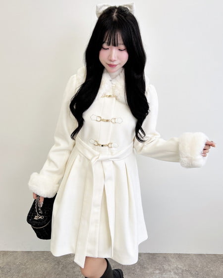 INGNI（イング） ビット付ドーリーコート ｵﾌﾎﾜｲﾄ