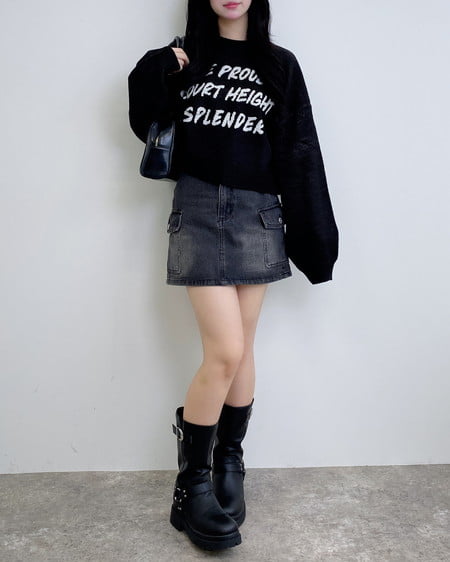 INGNI（イング） ジャガードメッセージロゴショート丈ニット ｸﾛ/ｵﾌﾎﾜｲﾄ