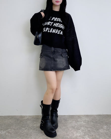 INGNI（イング） ジャガードメッセージロゴショート丈ニット ｸﾛ/ｵﾌﾎﾜｲﾄ