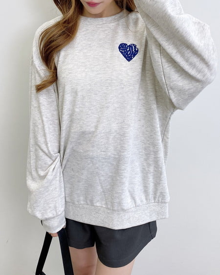 INGNI(イング) バックサガラハートスウェットチュニック オートミール/ブルー