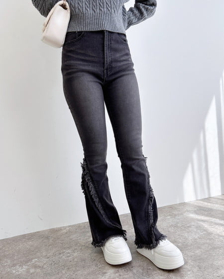 INGNI（イング） フリンジフレアデニムパンツ ｸﾞﾚｰ